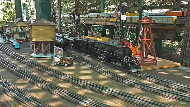 VideoStill Southern Pacific AC-9 works the Inland Route2_720p.jpg